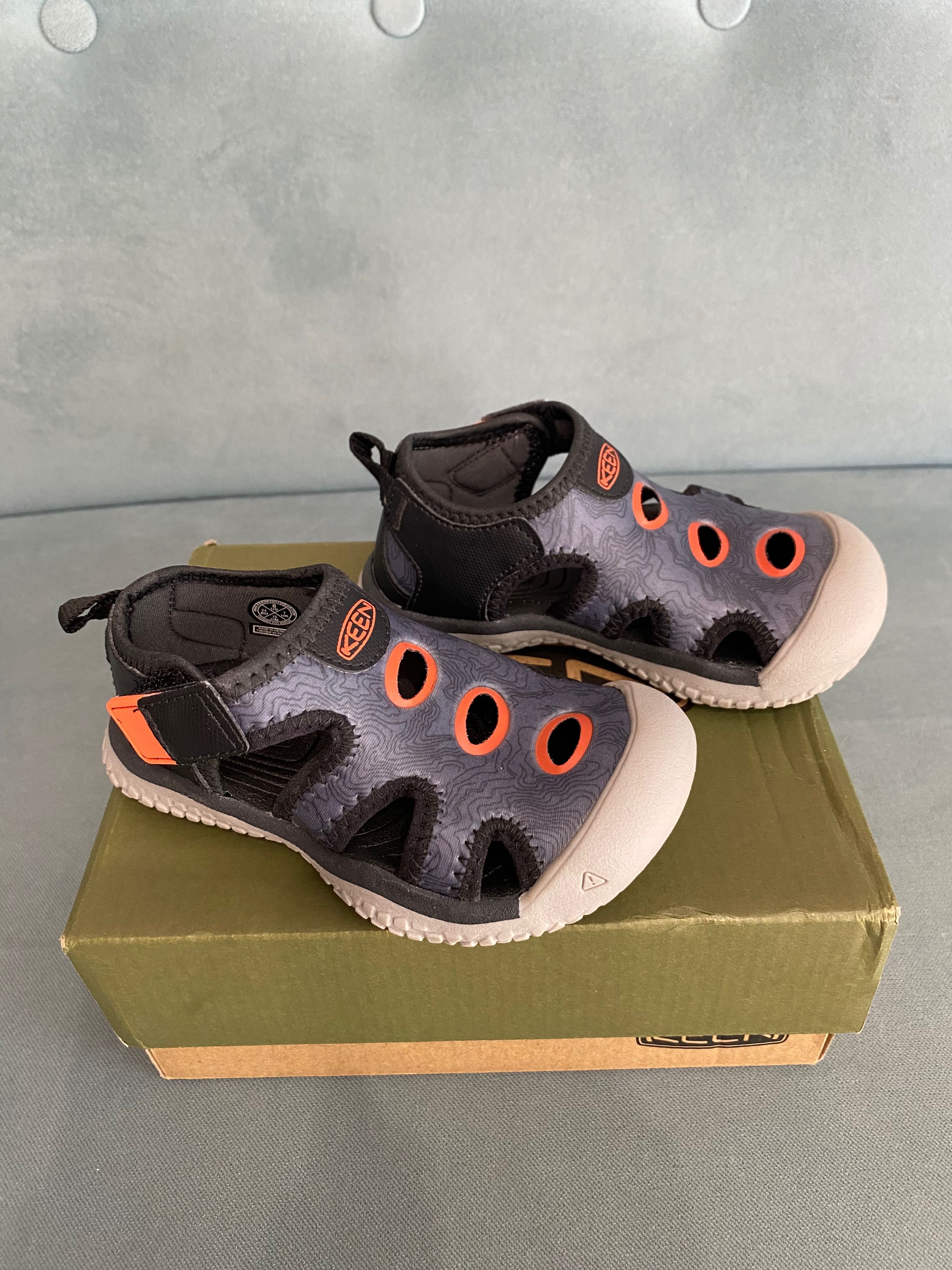 НОВИ сандали Keen