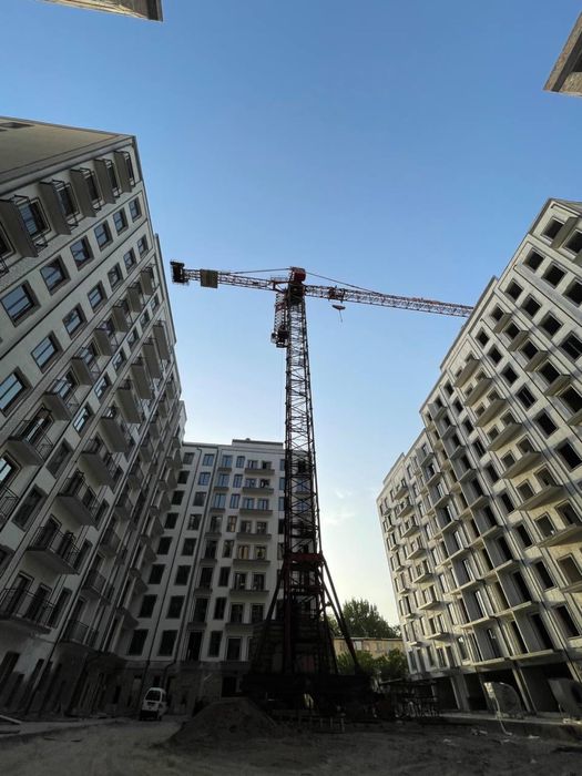 Bashenniy kran sotiladi. Продается Башенний кран
