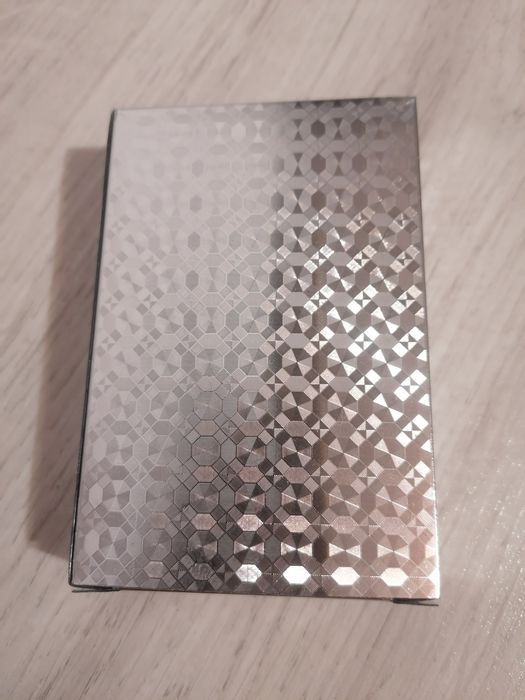 Pachet cărți de joc poker argintii, cu foita de aur 24kt,din plastic,