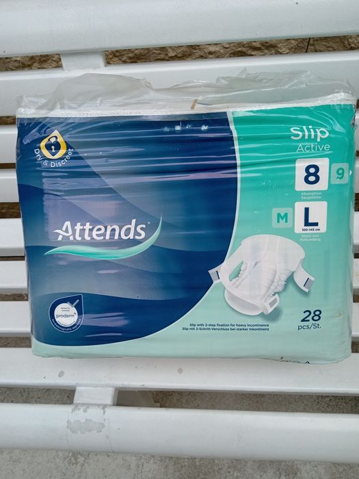 Scutece adulți Attends
