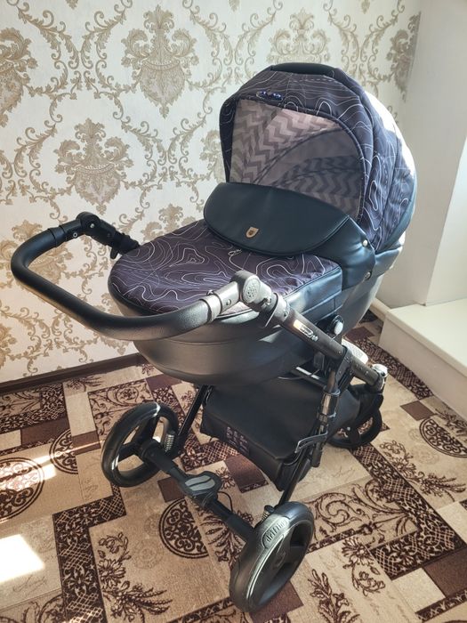 Продам коляску Lonex Comfort