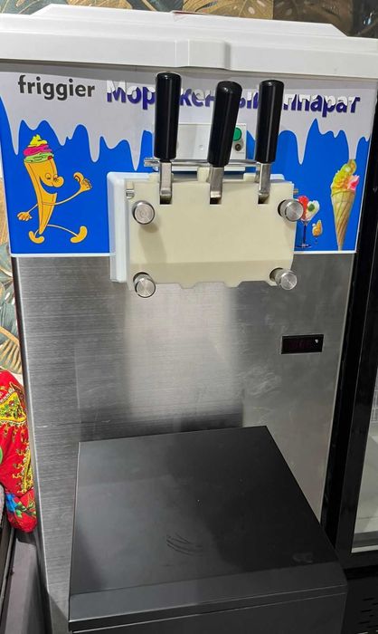 Марожный аппарат сатылады 380в,стабилизаторомен бирге 380, новый!