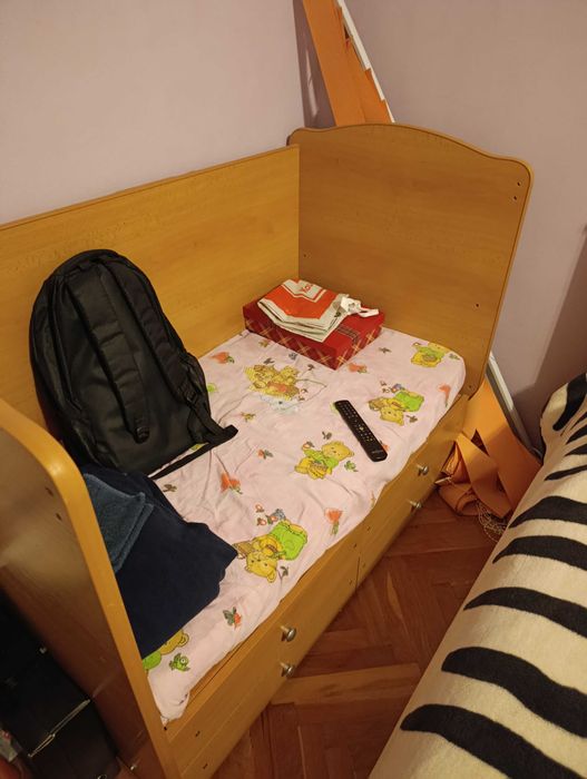 Бебешка кошара на две нива