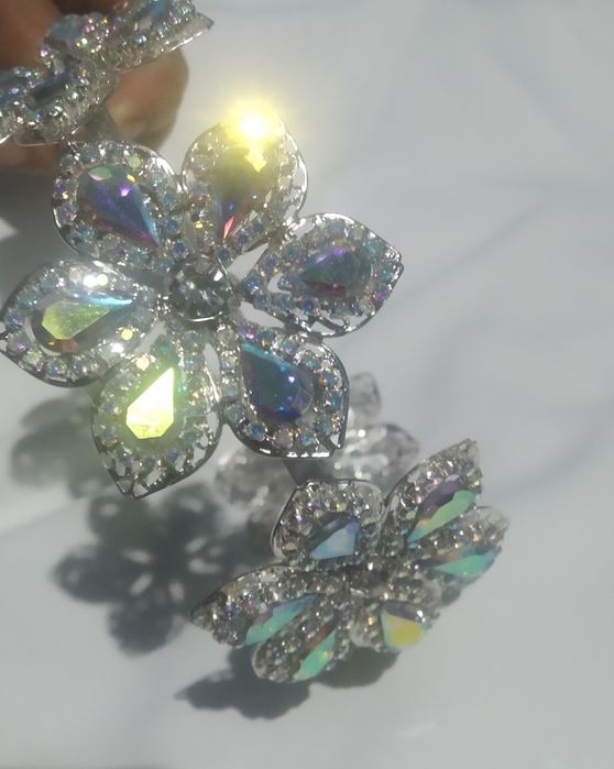 Diadema kelinar uchun