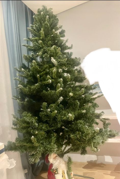 Искусственная елка