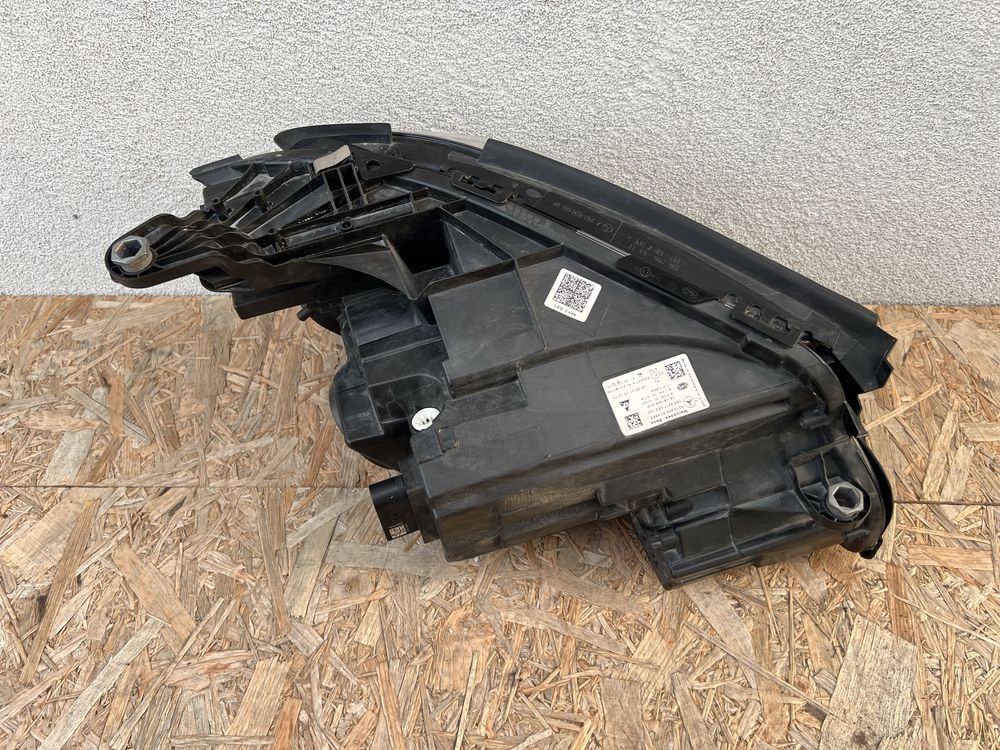 Far stanga Mercedes E Class W213 Full LED Multibeam Original Europa