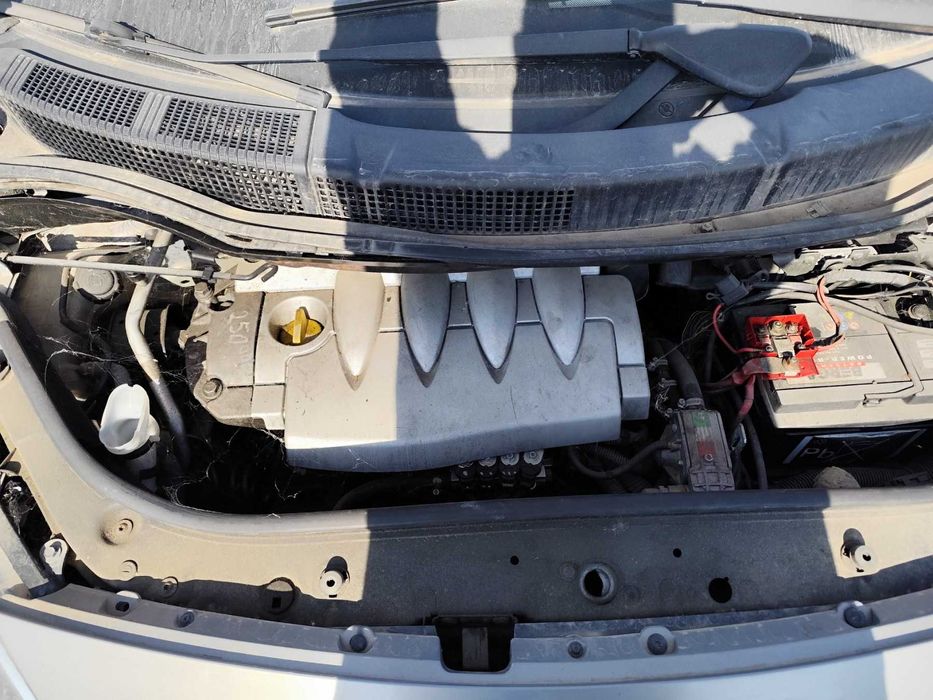 Renault Megane 1.6 автоматик - 113к.с - 2005г. на части