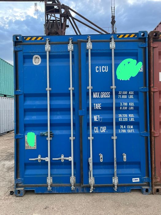 Продам двери от двух морских контейнеров