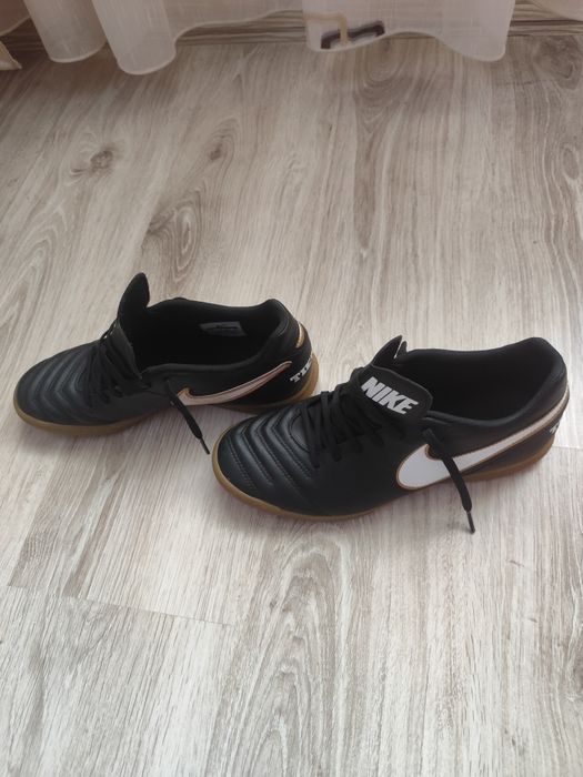 Ghete fotbal Nike