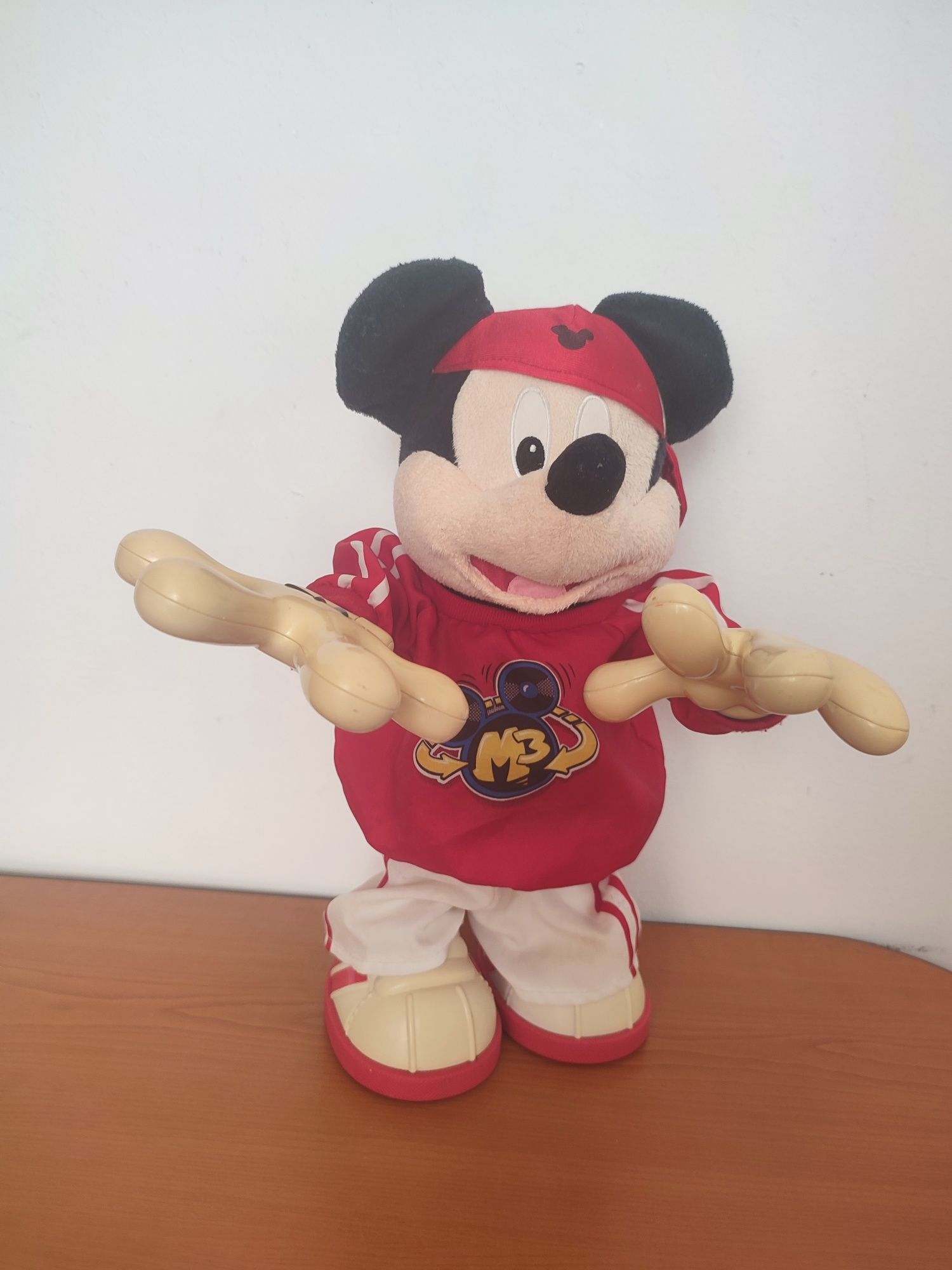 Mickey Mouse. Mickey Mouse Fisher Price. Mickey Mouse hip hop