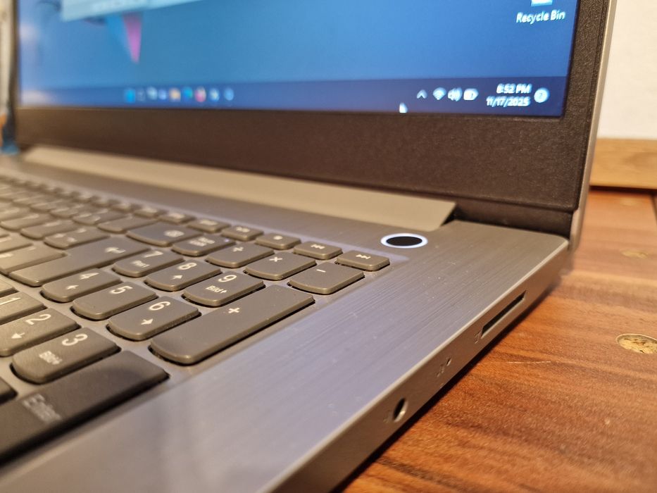 Laptop Lenovo Ryzen 5 Ideapad 3