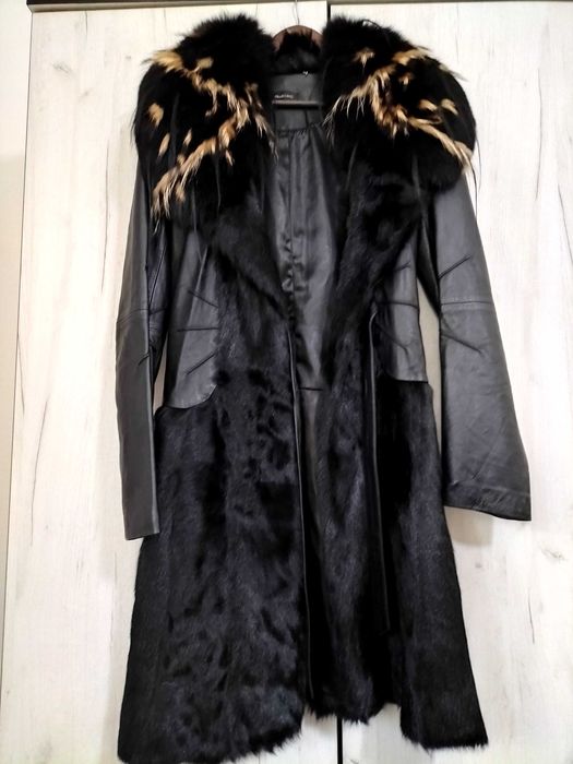 Haina din piele și blană naturala