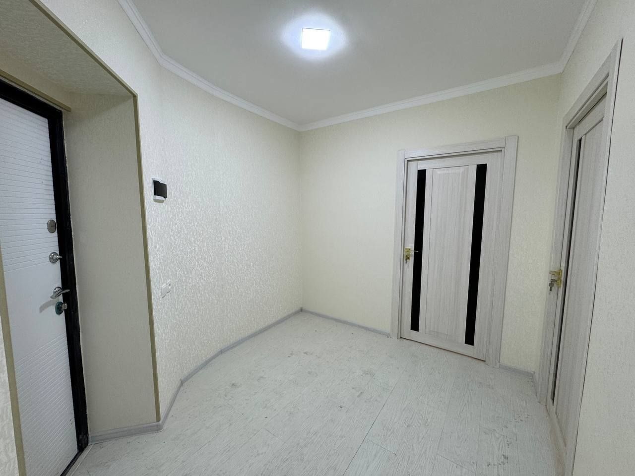 Продам 2/8/8 55,65м2 в ЖК Azia house, ор-р: рынок Кадышева