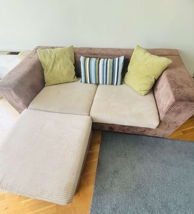 Ъглов диван с функция сън