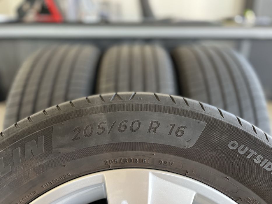 Летни гуми 205/60/16 Michelin
