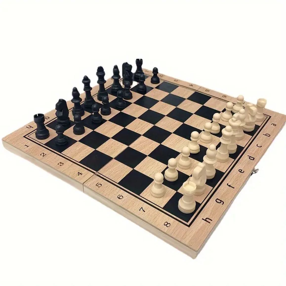 Tabla de șah și table din lemn cu piese incluse