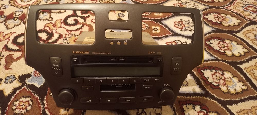 Срочно продам магнитола от Lexusa