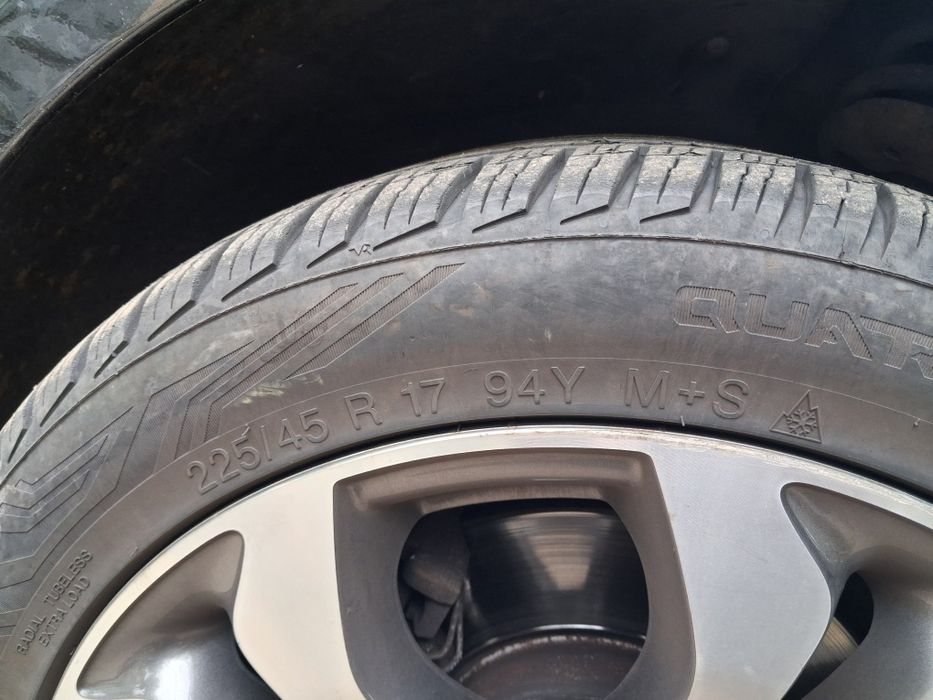 Vând roti 17  vw touran,cu cauciucuri