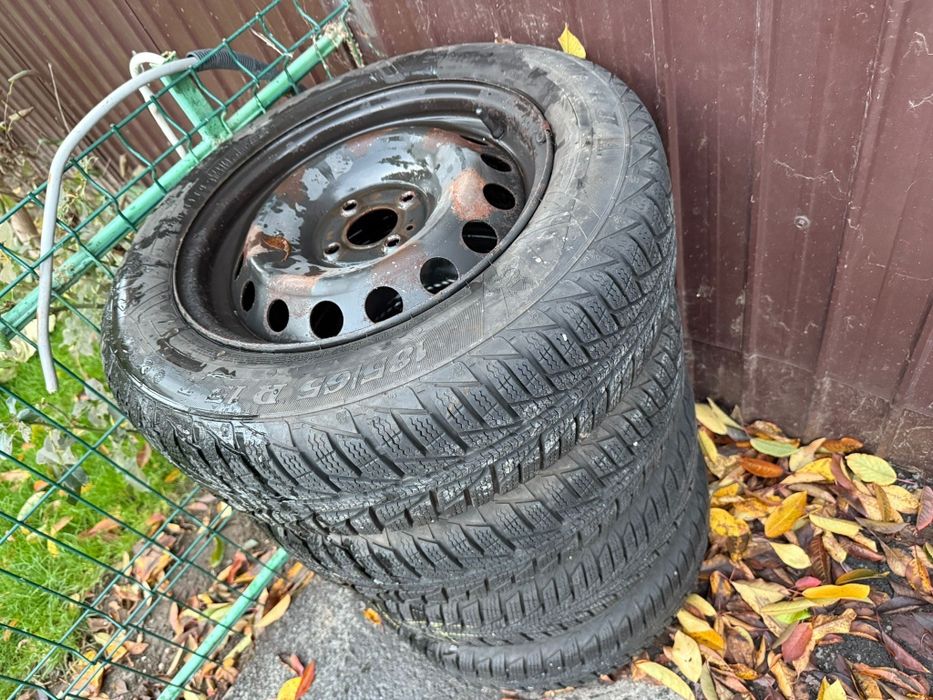 Roti complete iarnă 186 65 R15 Logan Sandero Doker