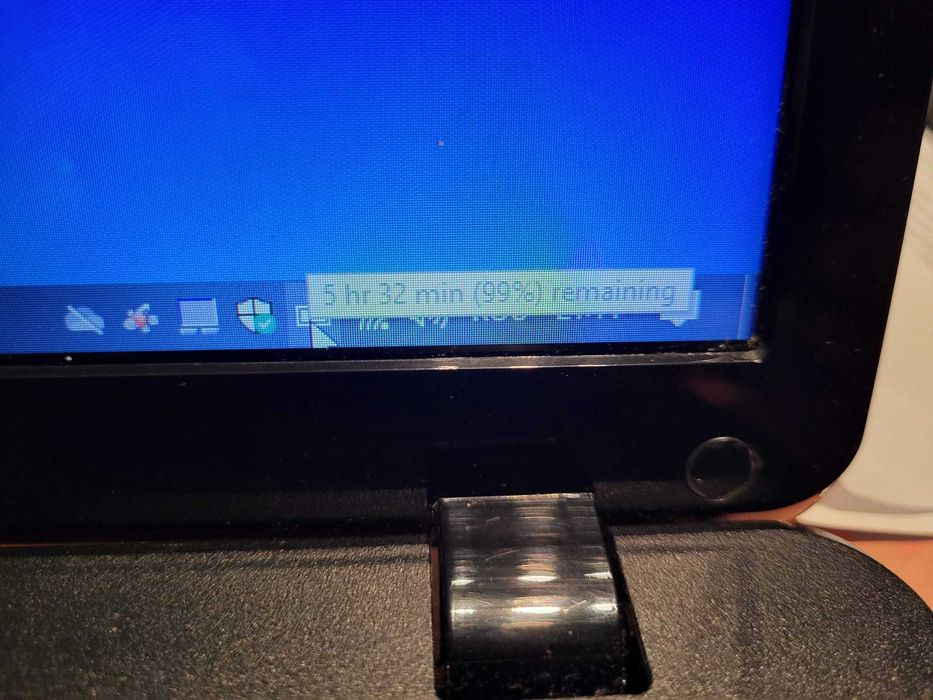 Packard Bell 17.3" EasyNote AMD E-300 1.3 GHz 8GB RAM DDR3 240Gb SSD