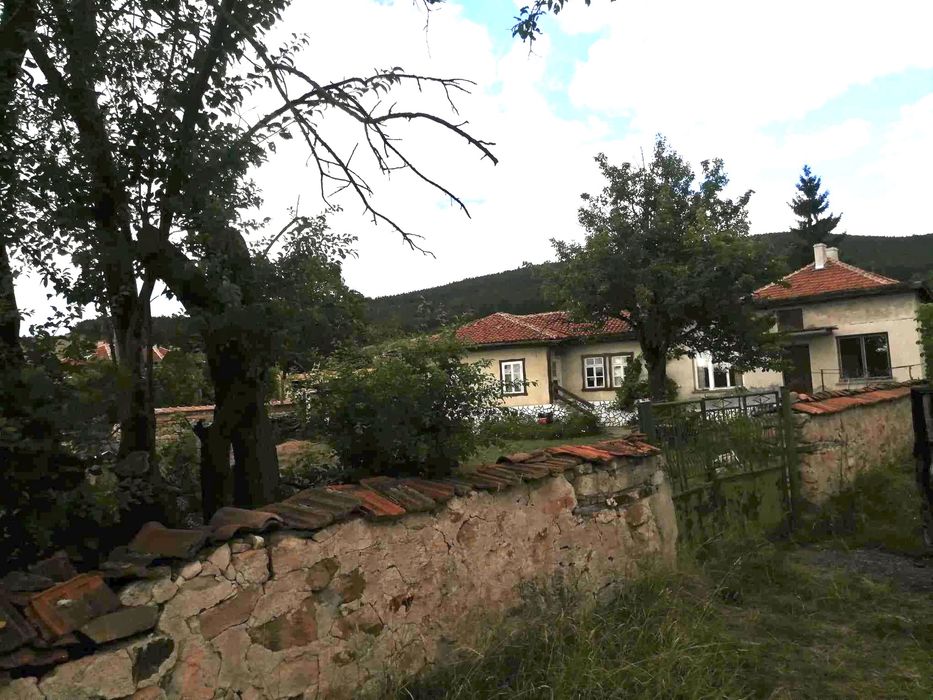 Продава се Къща в с. Саранци, Област София-област - 80 кв.м за 1063 €/кв.м - Снимка #3