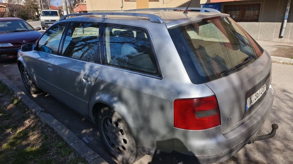 AUDI A6 2.5 TDI Kombi