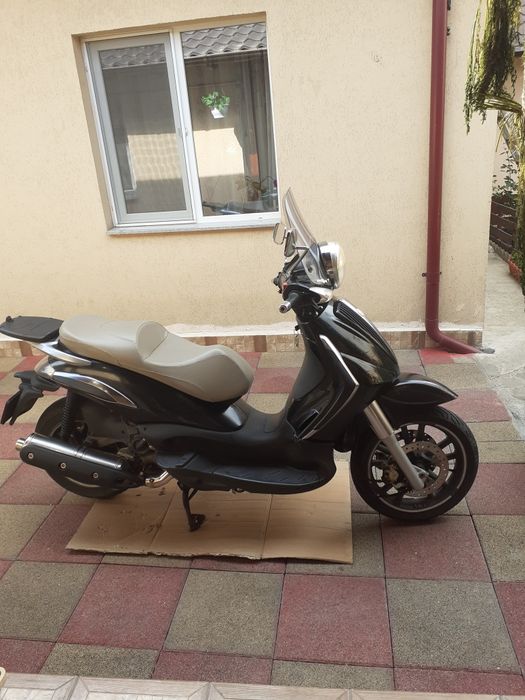 Piagiio Beverly 400