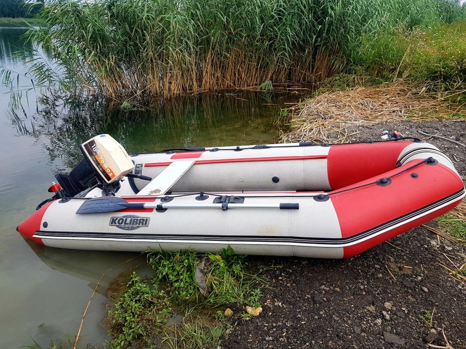 Barca Kolibri 330D + Motor