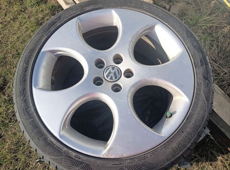 4 x Jante Volkswagen cu cauciucuri vara 215/40/r17