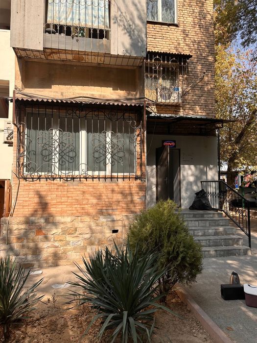 Сдается в аренду,На Максиме Горьком 43 кв