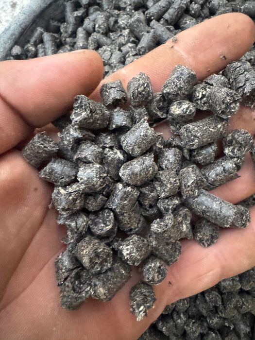 Peleti din coaja de floare