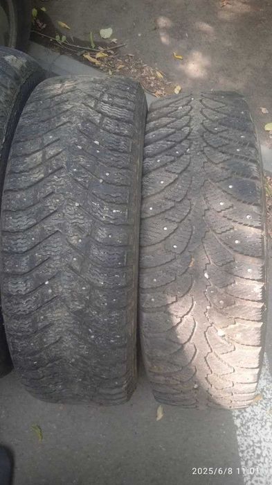 Продам б/у. зимнюю резину. 195/65.р.15.  цена за 4 шт.20000.т.г.