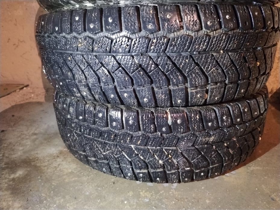 Шины зимний 185/70/14 viatti