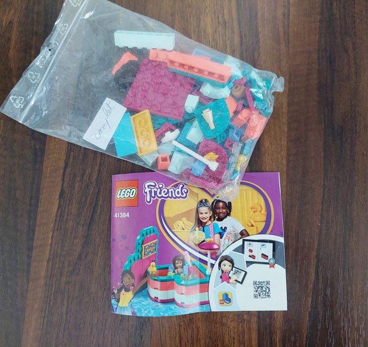 LEGO Friends - Cutia de vara in forma de inima a Andreei 41384, 6+