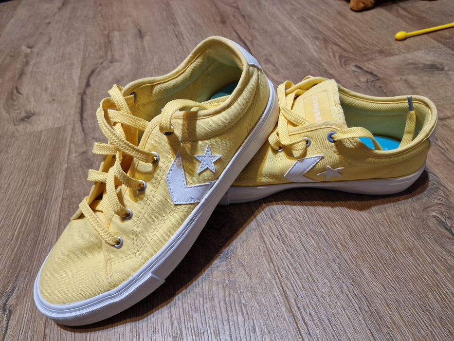 Tenesi Noi Converse