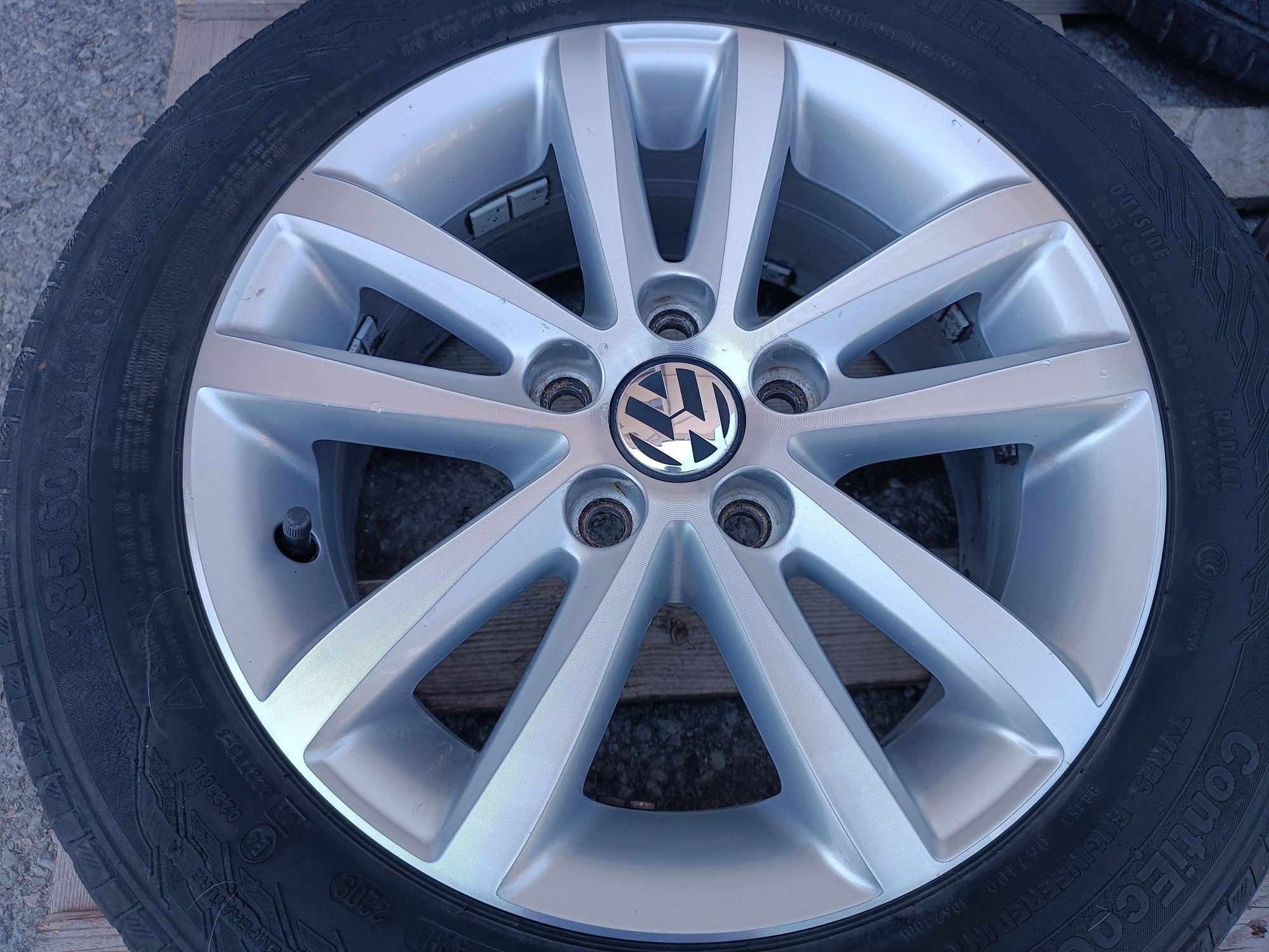 Лети джанти 14ки 5х100 VW + летни гуми 185/60/14 Continental
