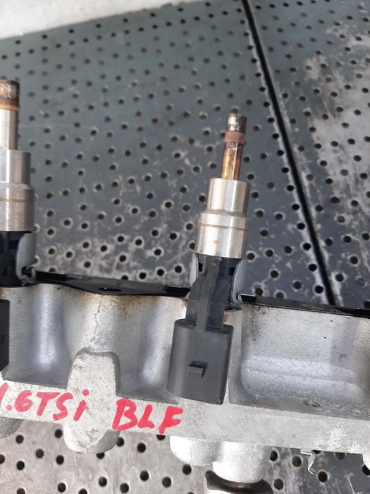 injector 1.6 fsi blf vw golf 5 passat b6 skoda octavia 2 audi a3 8p seat leon  0261500016