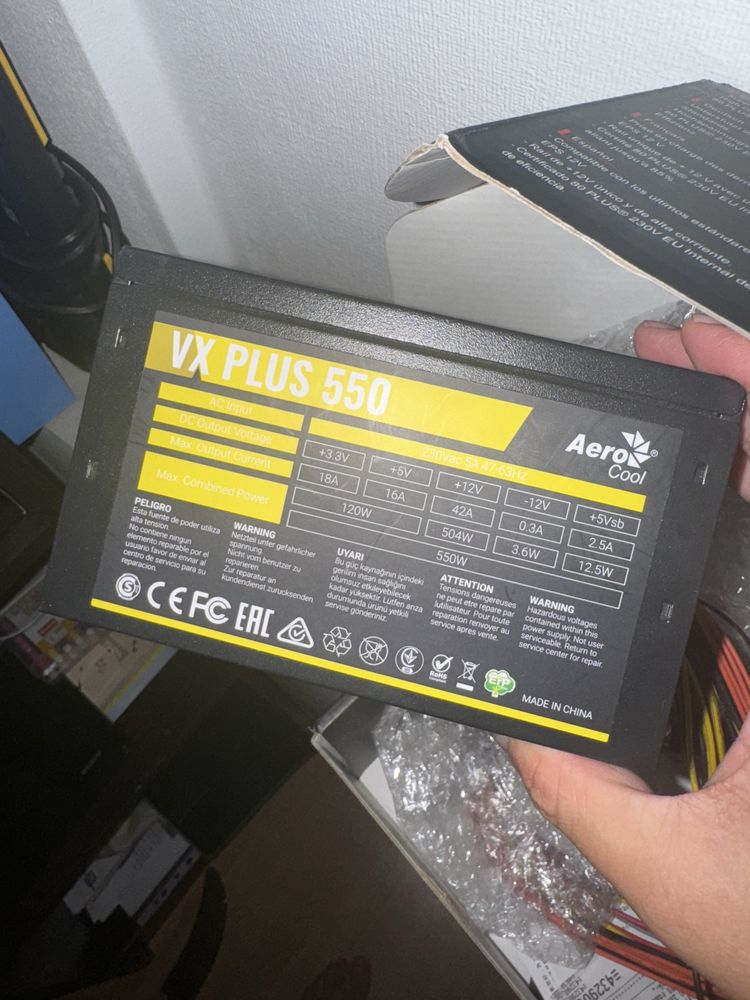 Блок питания 550w aero cool vx plus550