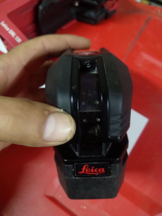 Лазерен нивелир LEICA LINO L2P5G-1 линейно - точков