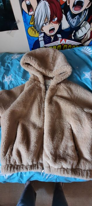 Geaca imblanita Pull&Bear mar.M si geaca mar.S