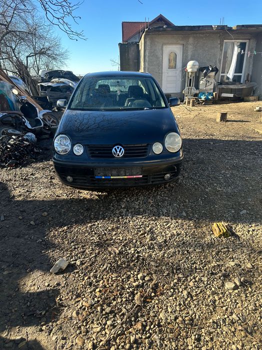 Dezmembrez volkswagen polo 1.4 tdi 2004 motor cutie capota tot