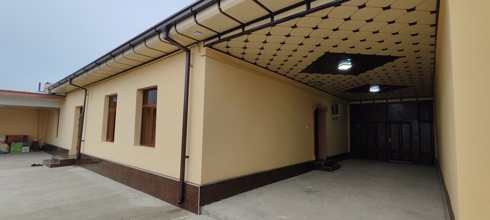 Hovli sotiladi 8 sotixli ipoteka qilsa ham buladi