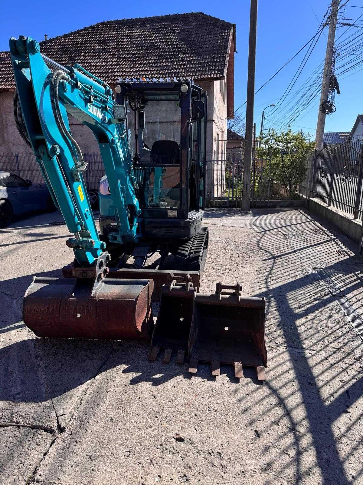 Vand miniexcavator SUNWARD SWE 25UF (396 ore de functionare).