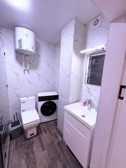 Продаётся 1х передел в 2х комн квартира на 7 этаже Ор Файзобод мечеть