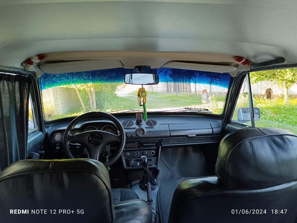 Vaz 2106 sotiladi
