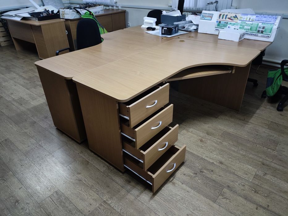 Компьютерные столы