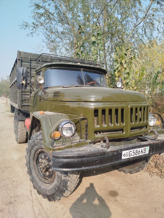 Zil 131 srachna sotiladi