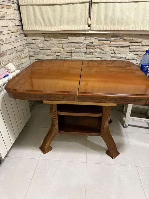 Продам  стол  раздвижной, дерево , Б/У