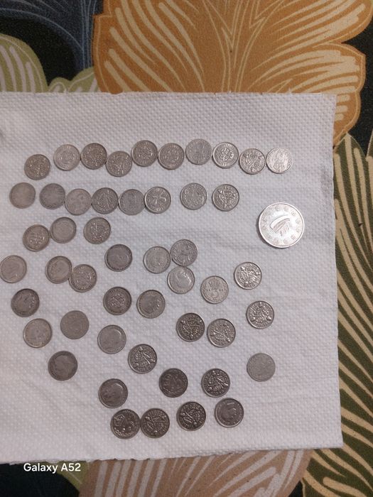 Lot 49 monede de argint englezești vechi