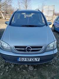 Vând Opel zafira 2005